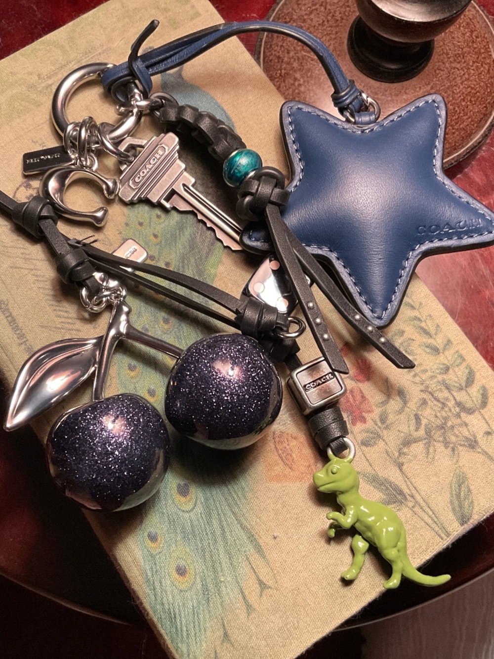 Coach Bag Charms Compass 35 loved leather - Picture 7 of 7